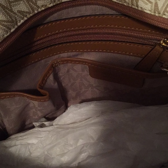 Michael Kors Emry Tote and Wristlet - Picture 5 of 7